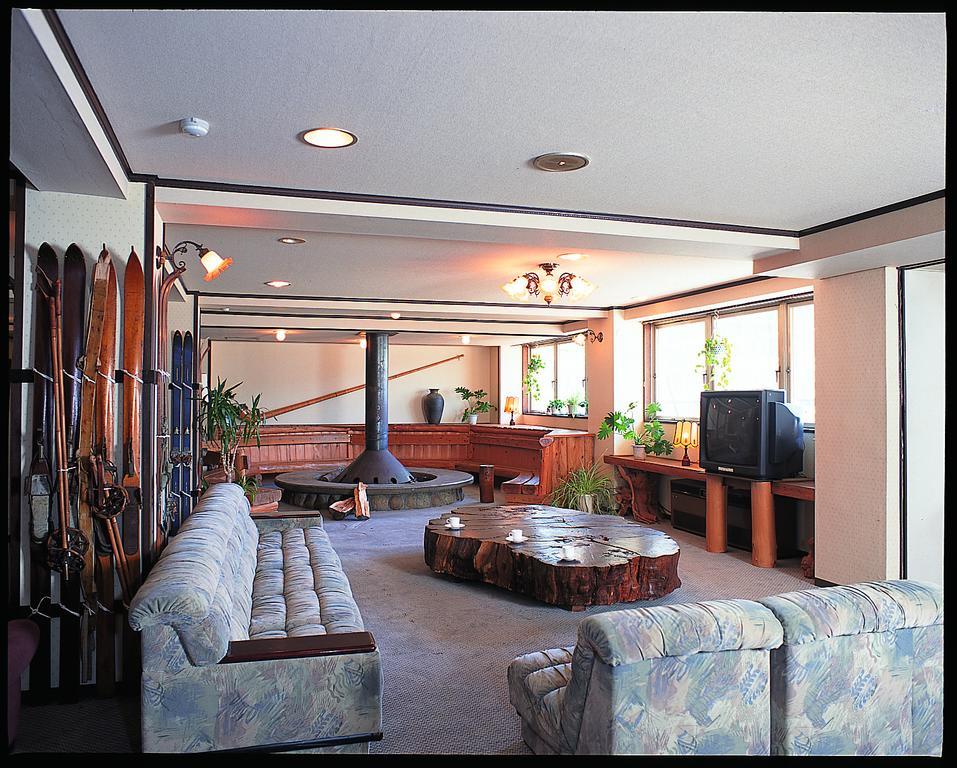 Villa Ichinose Yamanouchi  Buitenkant foto
